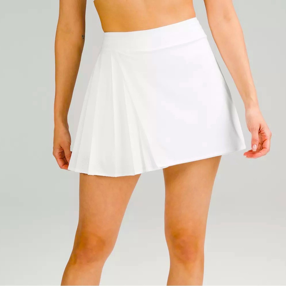 NWT LuLuLemon Asymmetrical Pleated Tennis Skirt in White